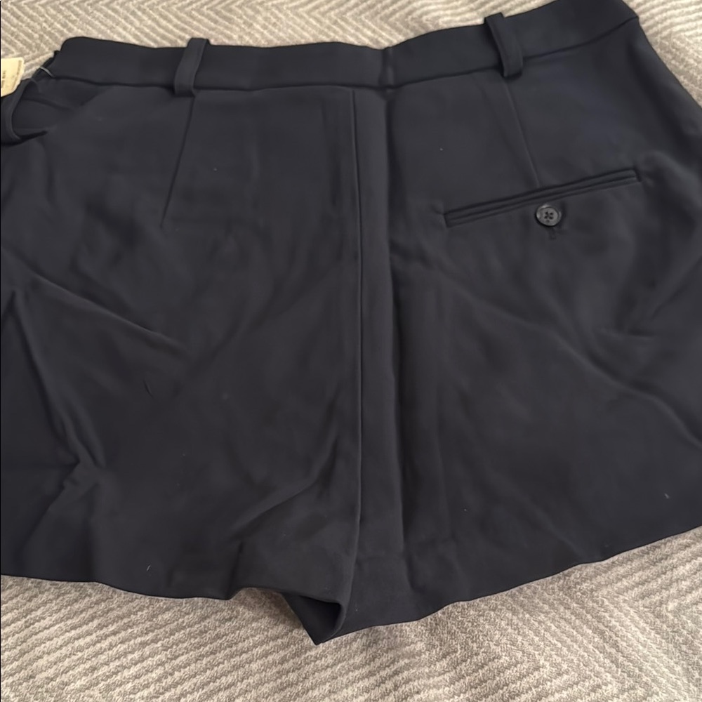 Navy skort with Ruffle - Picture 2 of 2